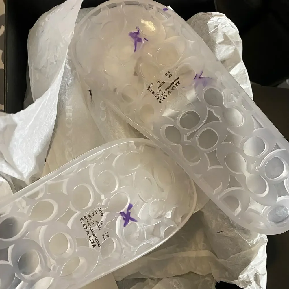 NIB Size 9B COACH Ulyssa Clear Water-Resistant Jelly Rubber Logo Slip-On Slides